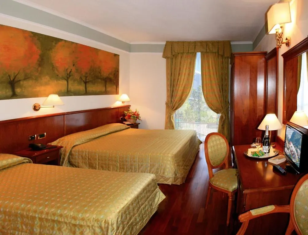 Hotel Astra Tignale