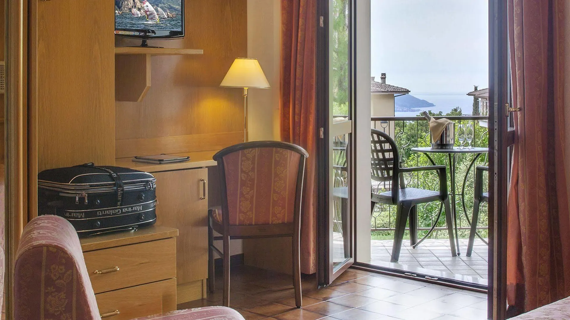 Hotel Astra Tignale 3*,