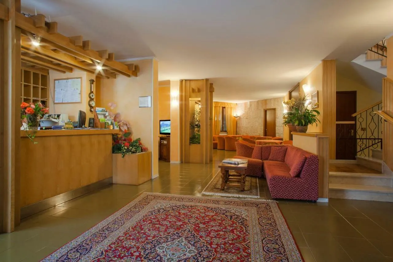 Hotel Astra Tignale